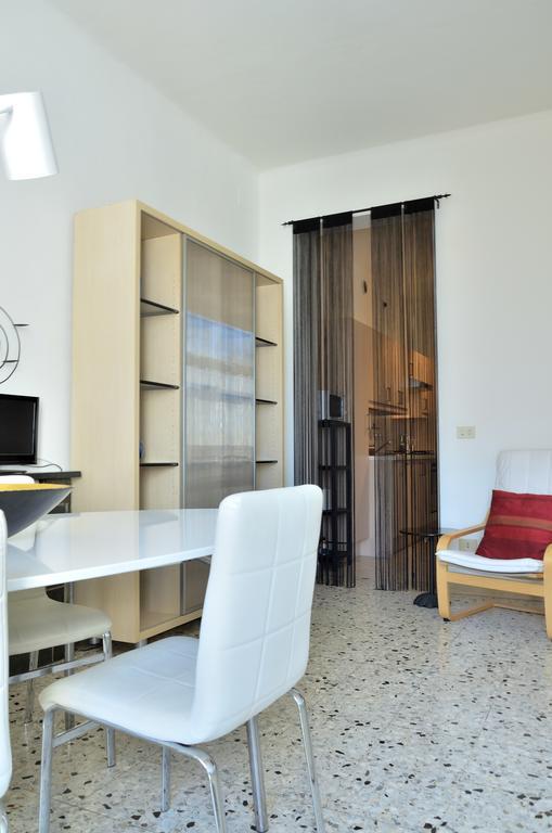 The Sweet Lake Nest Apartment Colonno Bagian luar foto