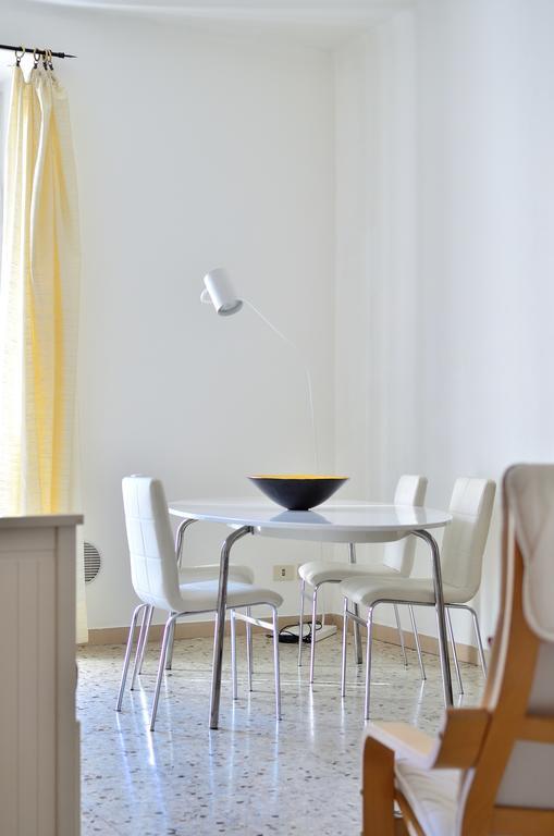 The Sweet Lake Nest Apartment Colonno Bagian luar foto