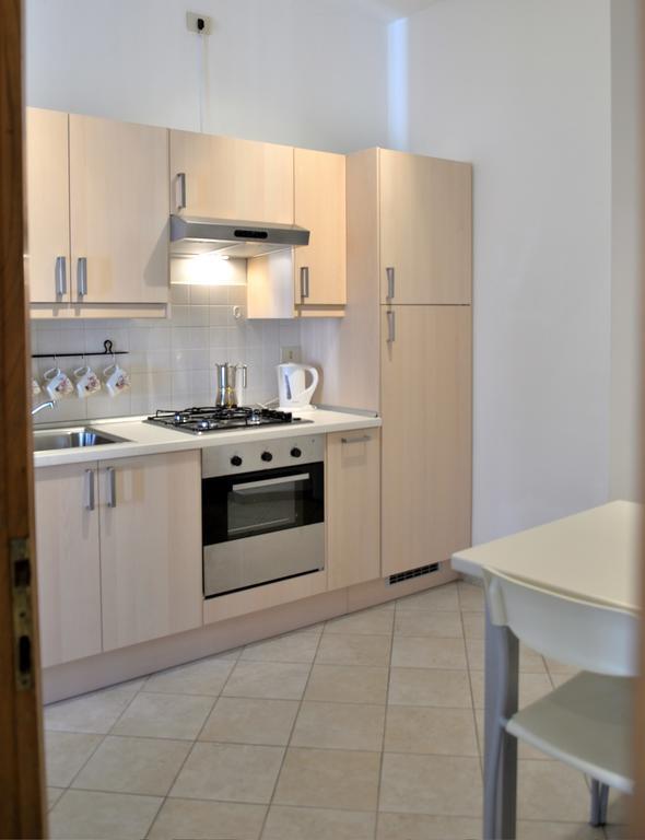 The Sweet Lake Nest Apartment Colonno Bagian luar foto